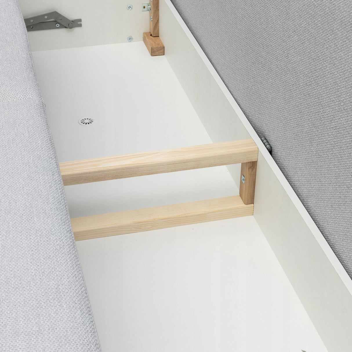 Sofa Rozkładana z Funkcją Spania i Pojemnikiem Szara 218 x 105 cm Tkanina