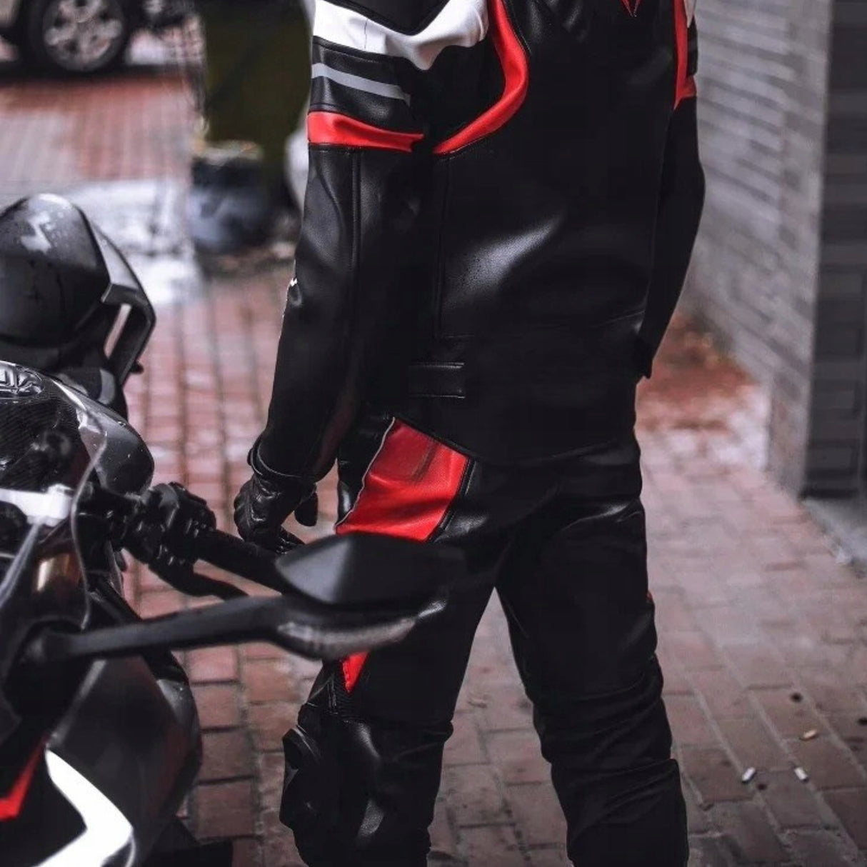 Motocyklowe Spodnie Skórzane Czarno-Czerwone Ochronne Stylowe Rozmiar M