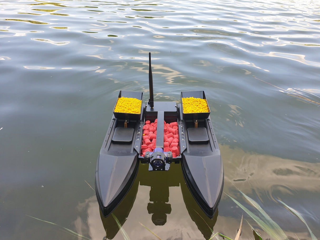 Łódka Zanętowa Czarna 52*36*23 Cm 2 Akumulatory 7.4 V 5200 MAH Plus GRATIS