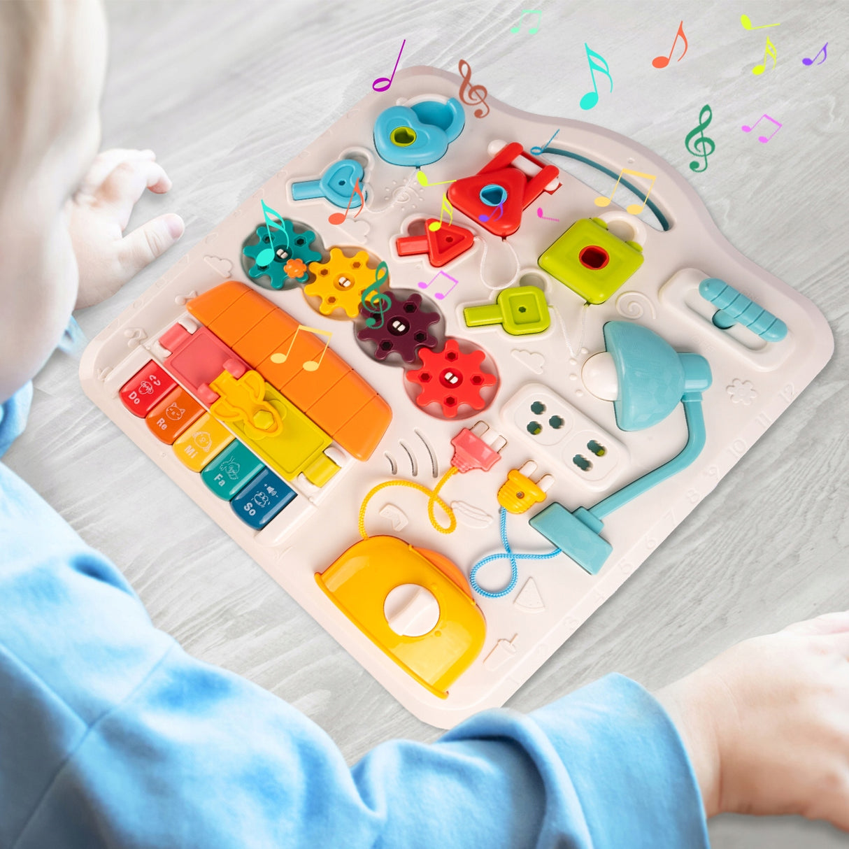 Stolik Interaktywny Tablica Manipulacyjna Edukacyjny Kłódki Klucze Pianino