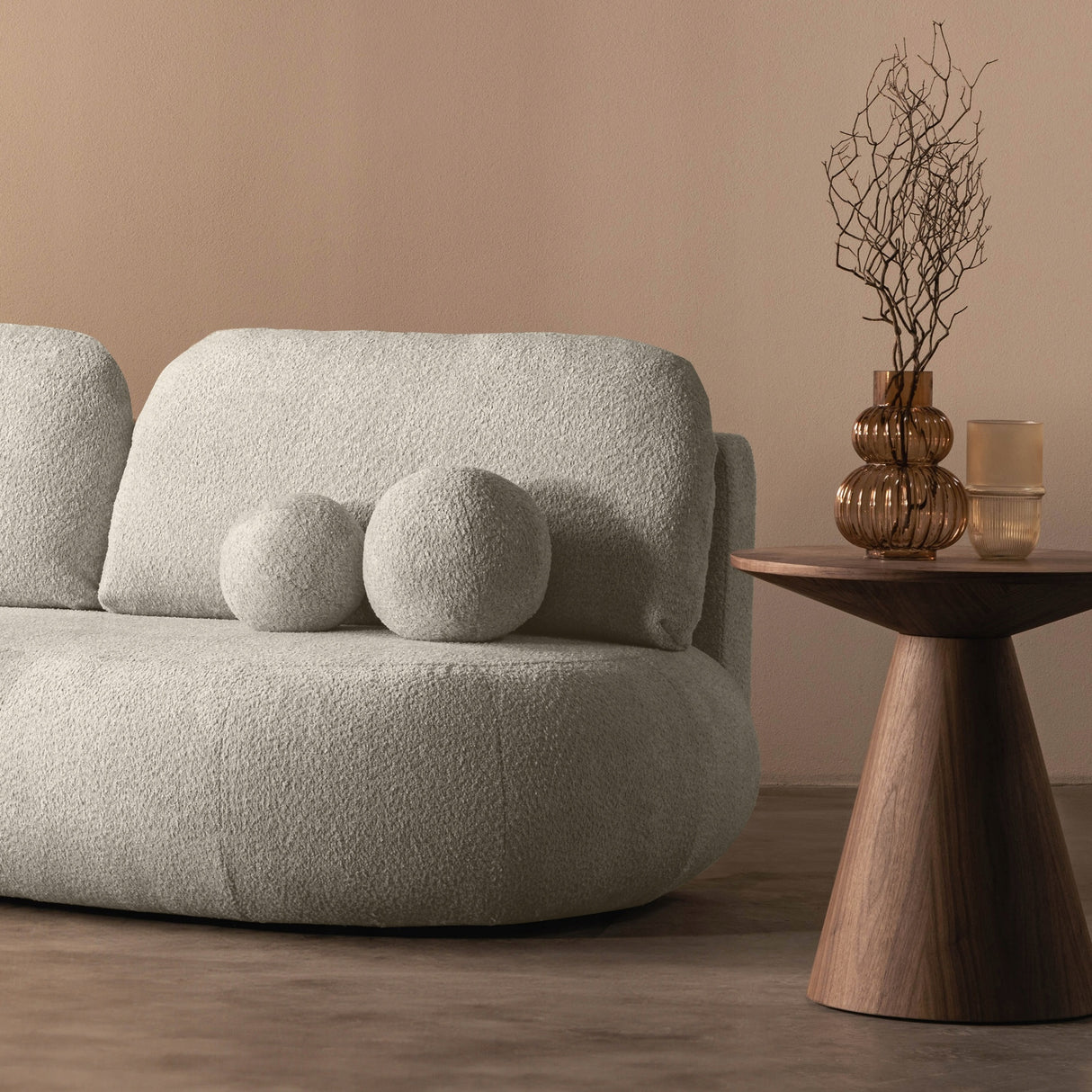 Sofa z Funkcją Spania i Pojemnikiem na Pościel Obłe Kształty Boucle Kremowa