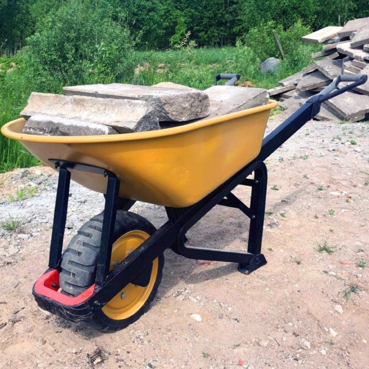 Taczka Budowlana Ogrodowa Mocna Misa Stalowa 500KG Udźwigu 170L Pojemności