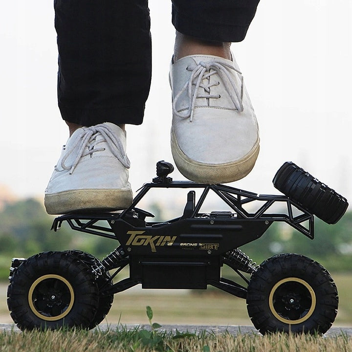 Samochód Zdalnie Sterowany Auto RC Terenowy Metal + 2 Akumulatory 4x4