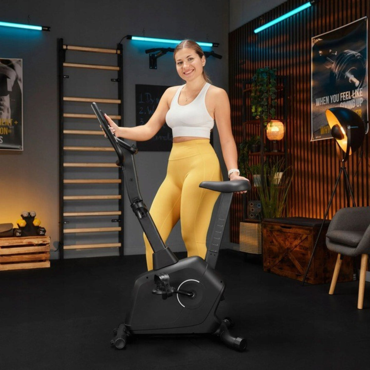 Rower Treningowy Magnetyczny Pionowy Rower Stacjonarny do 120 Kg Czarny