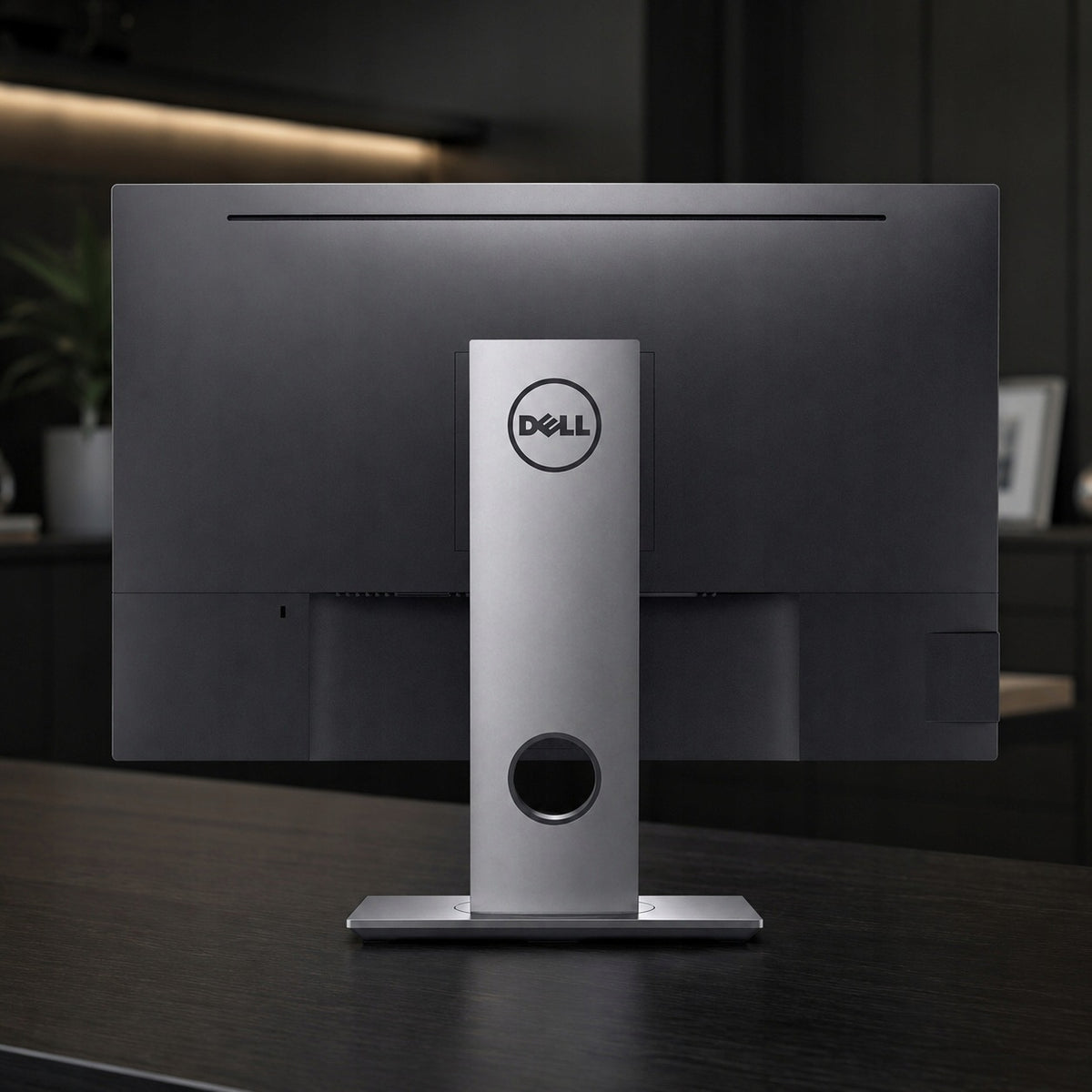 Monitor Dell 24" Cali FHD + Okablowanie Wbudowana Kamera Głośnik Mikrofon