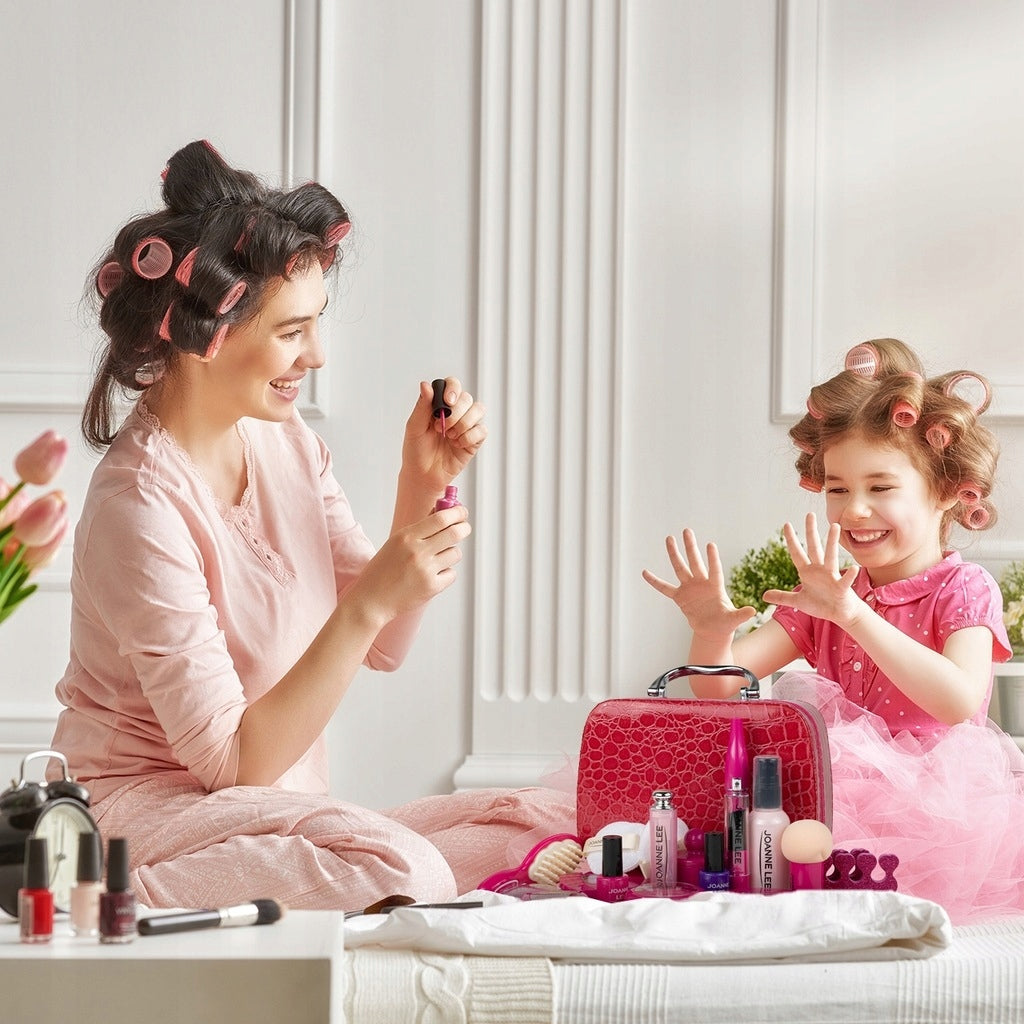 Zestaw Kosmetyków do Malowania Manicure Makijażu Makeup dla Dzieci Kuferek