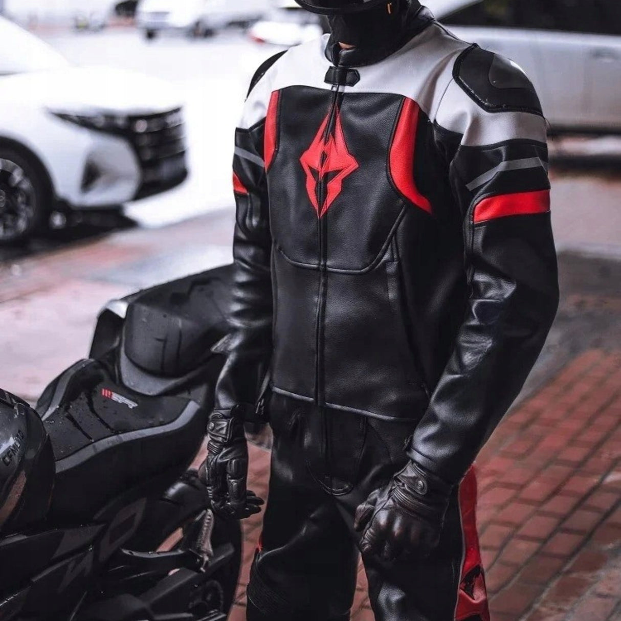 Motocyklowe Spodnie Skórzane Czarno-Czerwone Ochronne Stylowe Rozmiar M