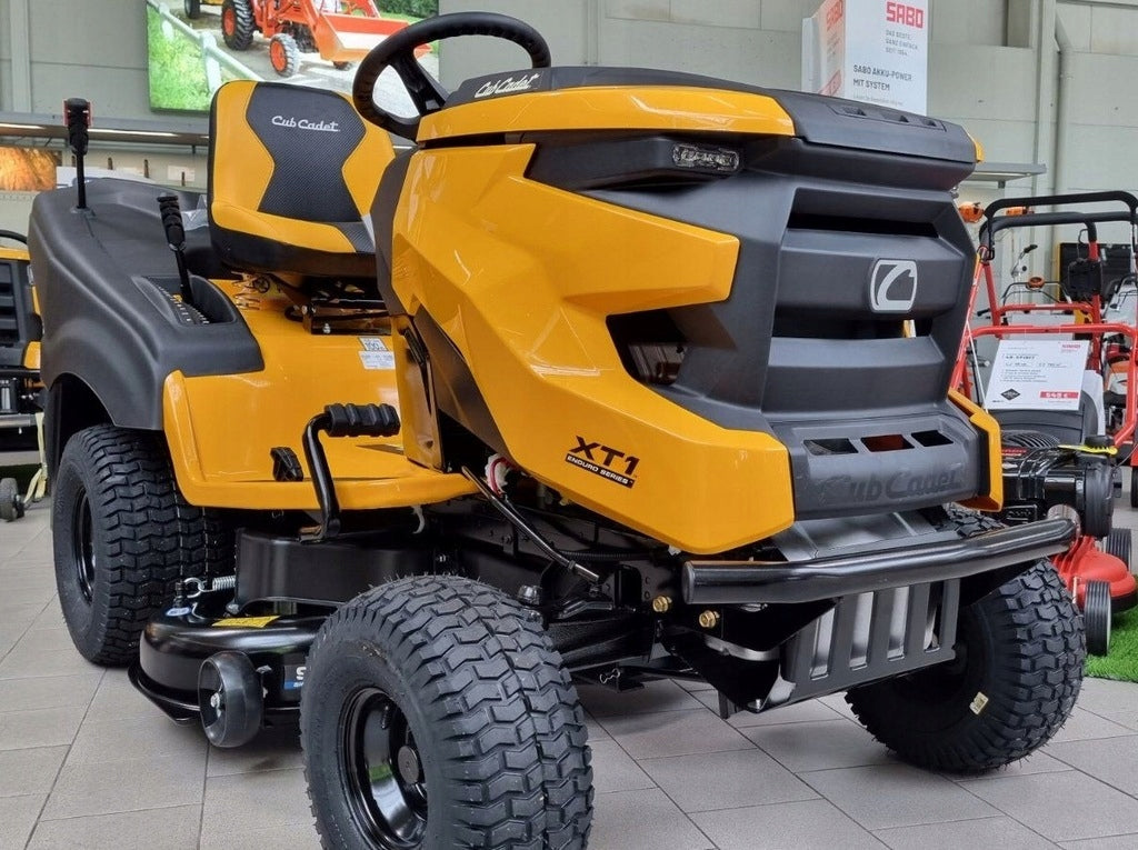 Traktor ogrodowy Cub Cadet XT1 OR95 Koszem Traktorek Kosiarka ENDURO 18KM