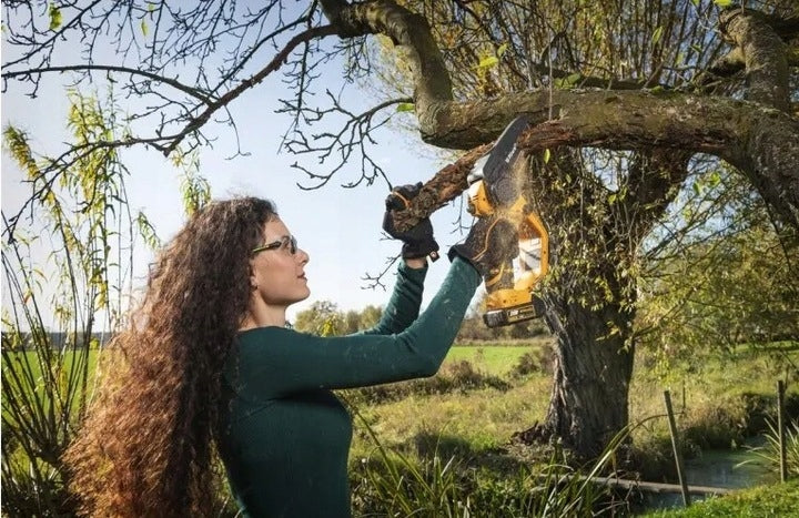 Piła Łańcuchowa Pilarka Ręczna 20 W 2 Ah Poręczna Wydajna Akumulatorowa