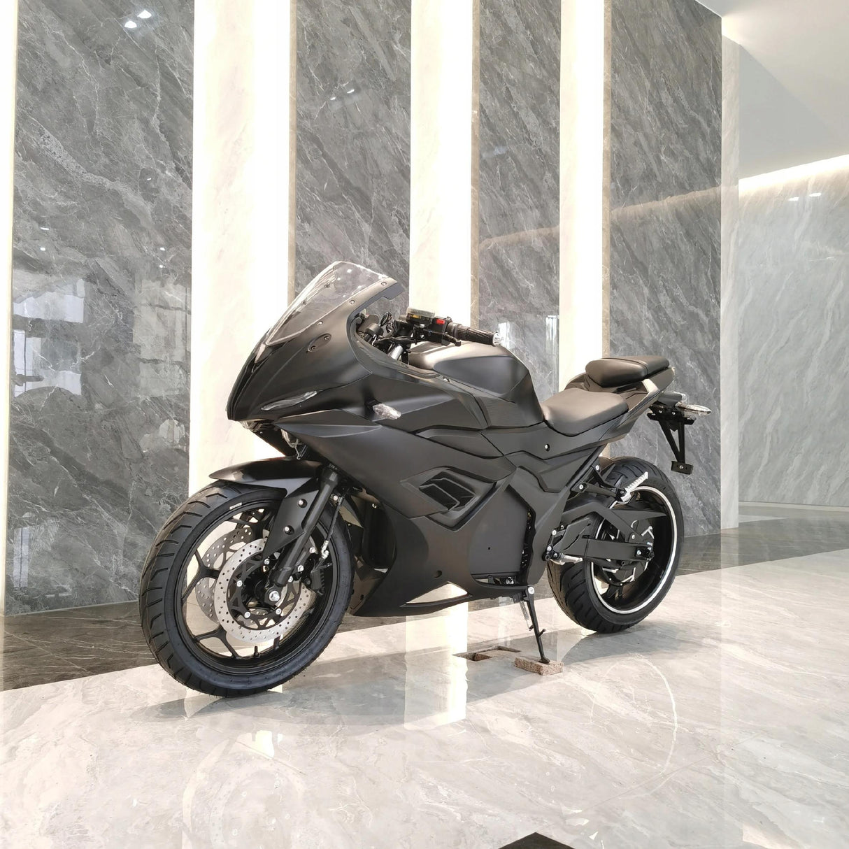 Motocykl Elektryczny Dalekiego Zasięgu Akumulator 72V 120Ah 4000 W 140 km/h