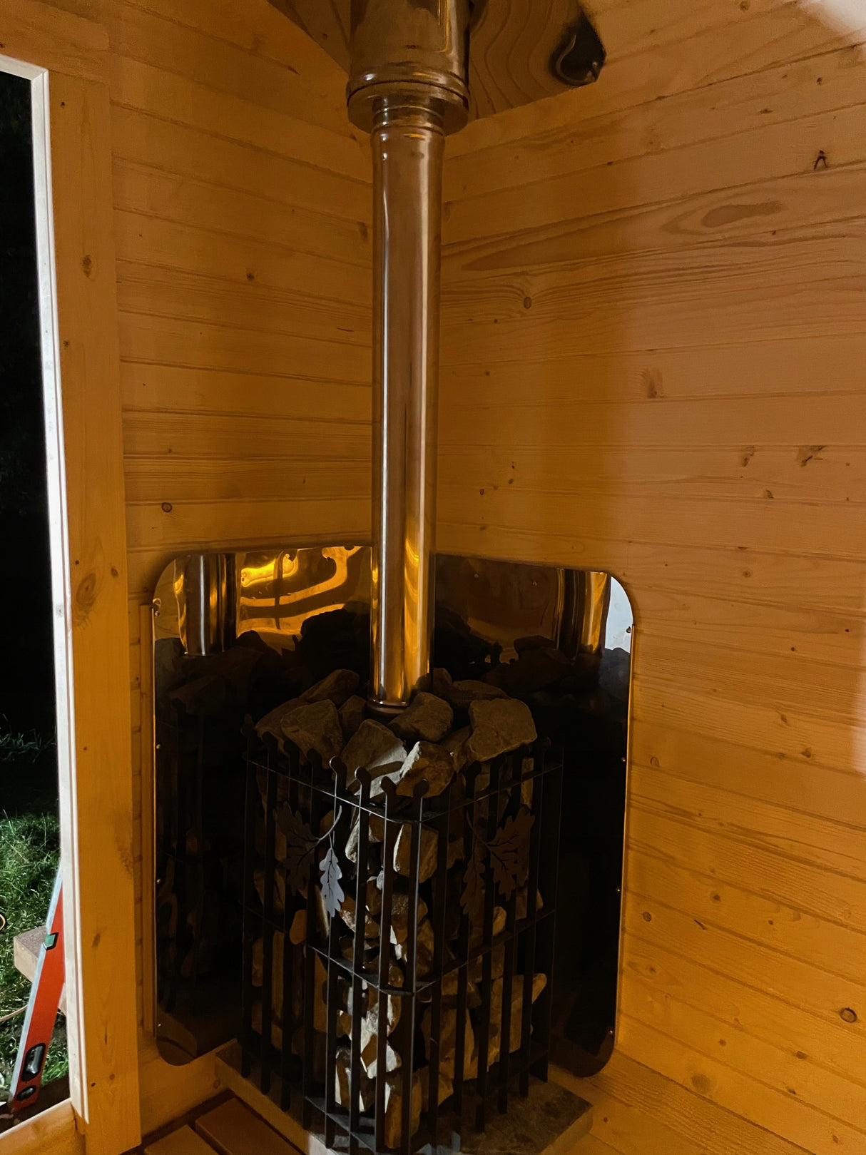 Sauna Ogrodowa z Piecem na Drewno Zestaw Ławki Drewno Świerkowe 240 cm 2QL