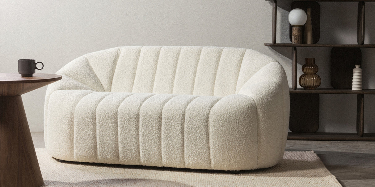 Sofa Salonowa Zaokrąglone Obłe Kształty Dwuosobowa Jasnobeżowa 166x86cm