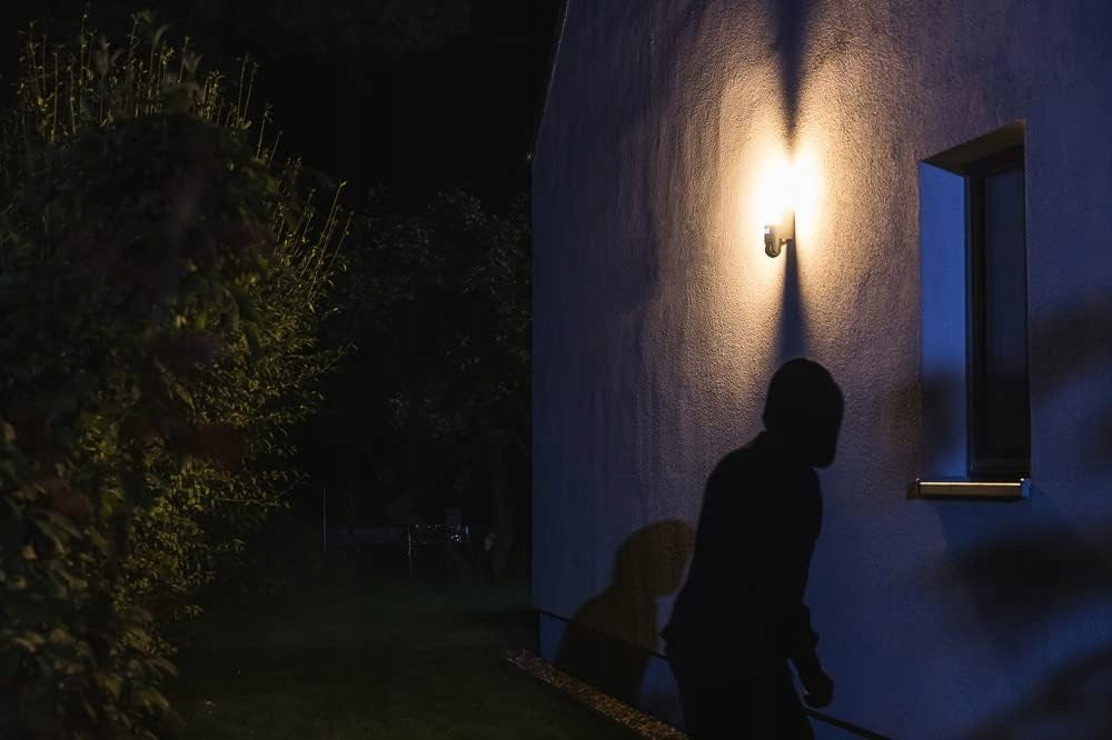 Kinkiet Ogrodowy LED+KAMERA WI-FI Ledvance SMART+ Sterowanie Aplikacją