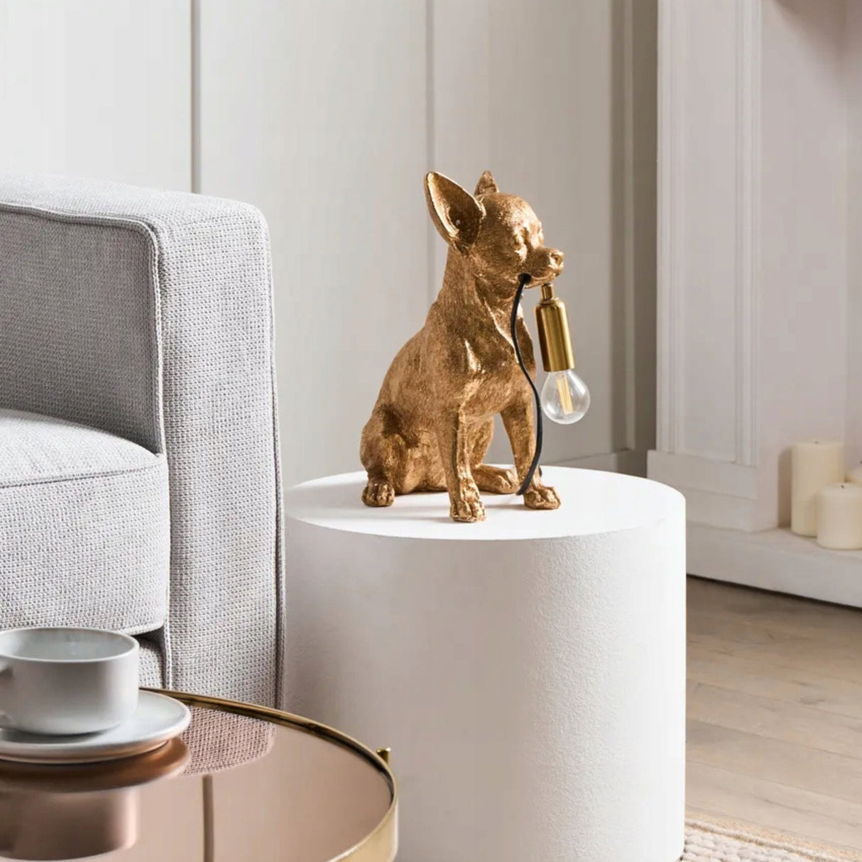 Lampa Złoty Pies Stołowa Funkcjonalna Lampka Elegancka Chihuahua Złota 32cm