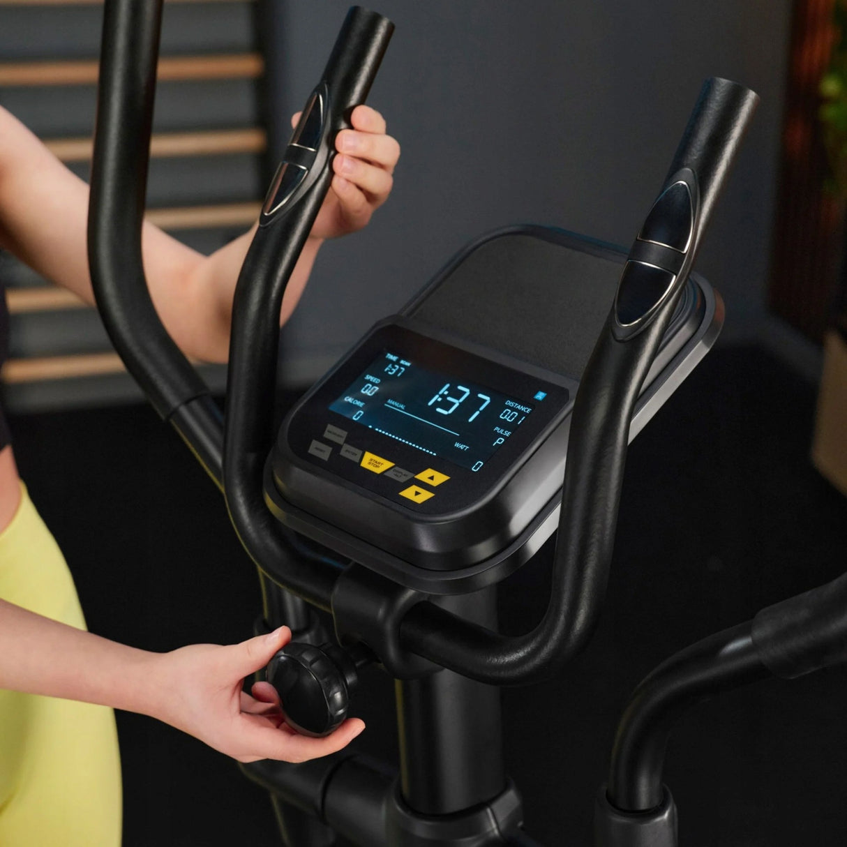 Trenażer Orbi-Trek Elektromagnetyczny Eliptyczny Treningowy Czarny LCD