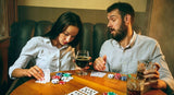 Zestaw do Pokera Żetony 300 Żetonów Texas Poker Karty Mocny Kostki Walizka